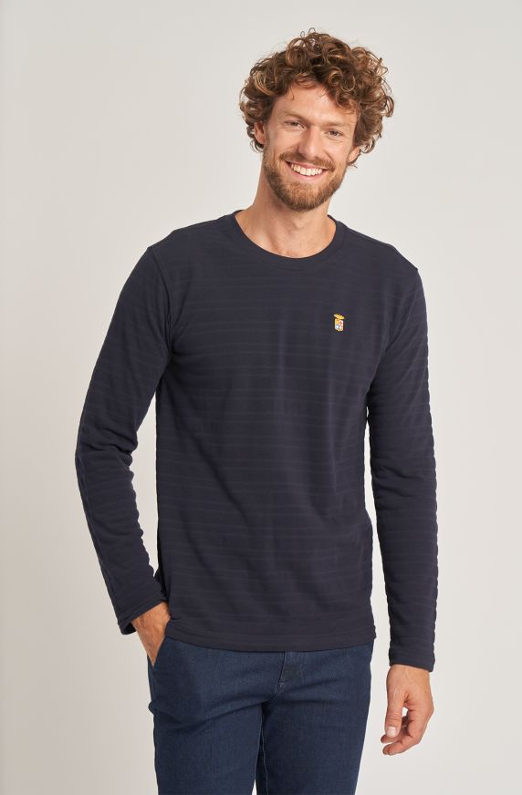 Classic men's crew-neck cotton t-shirt