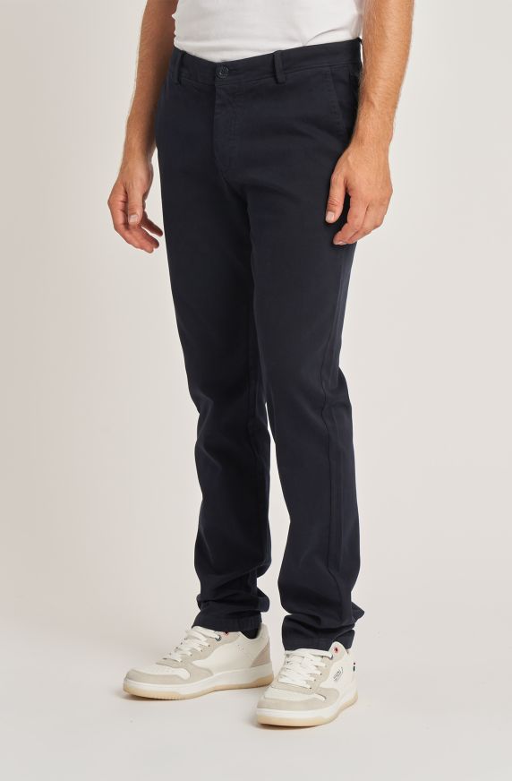 Classic men's trousers in cotton blend