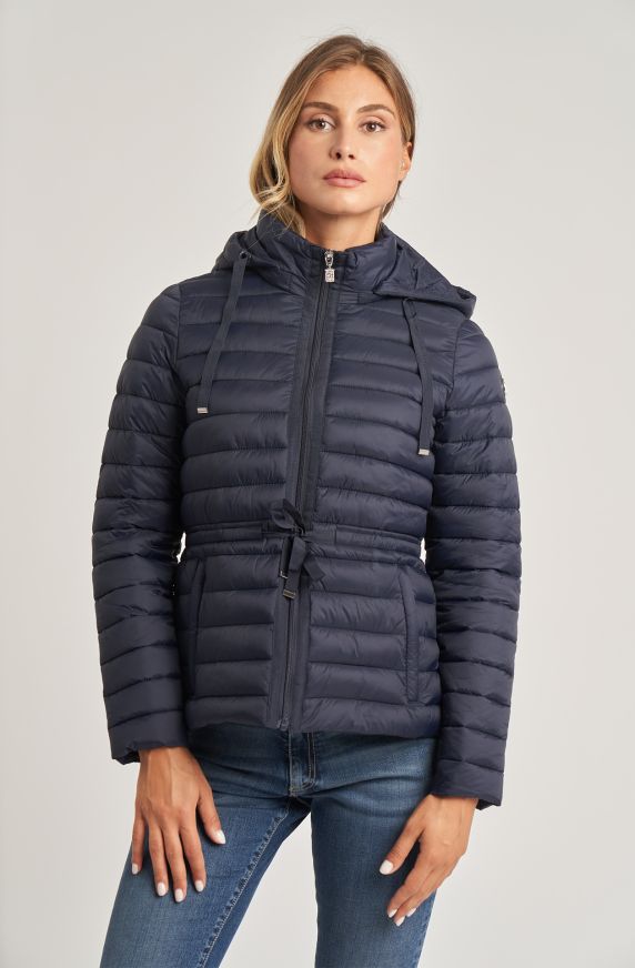 Women's nylon quilt with hood