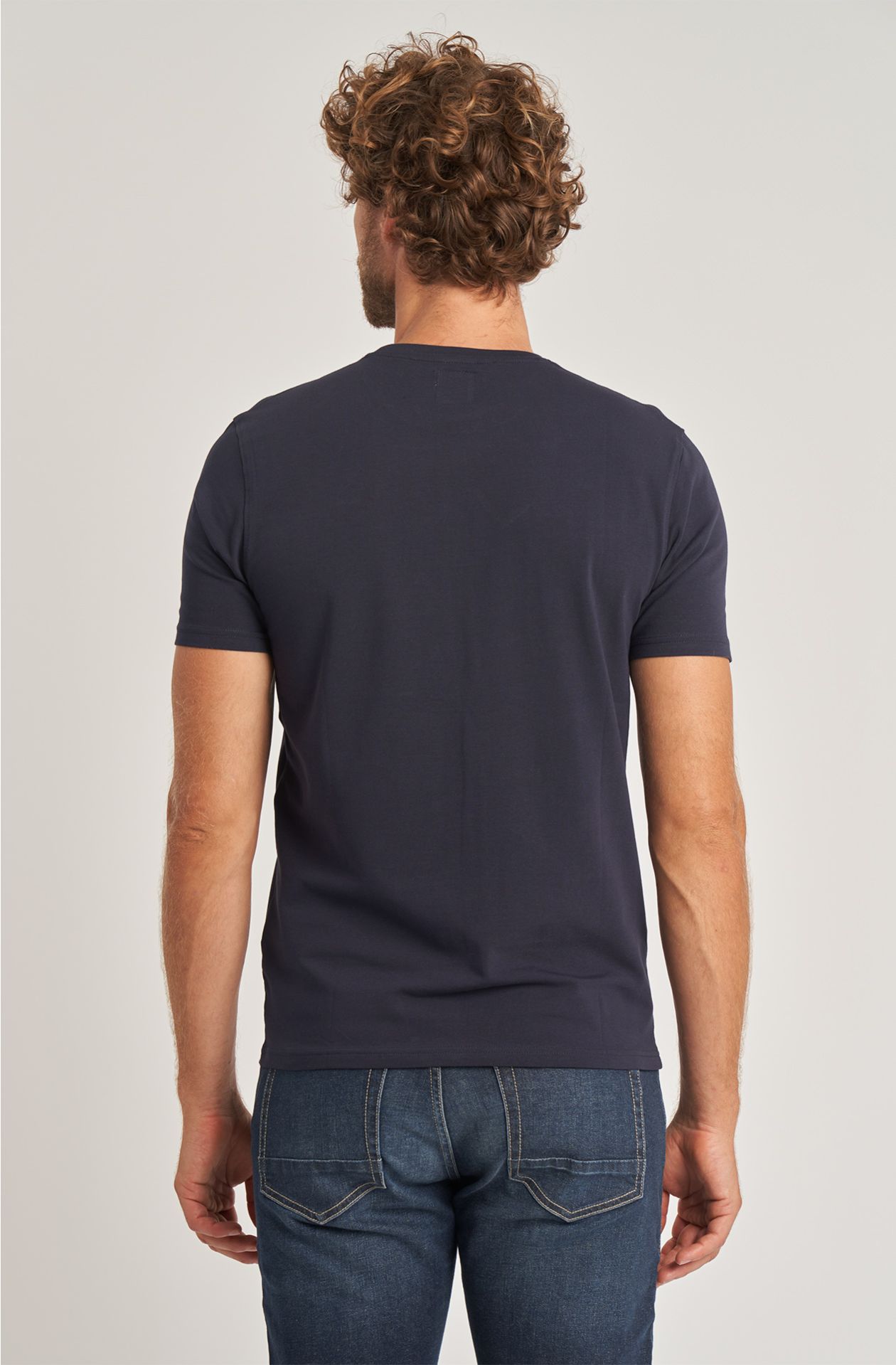 BASIC SHORT-SLEEVED ROUND-NECK T-SHIRT