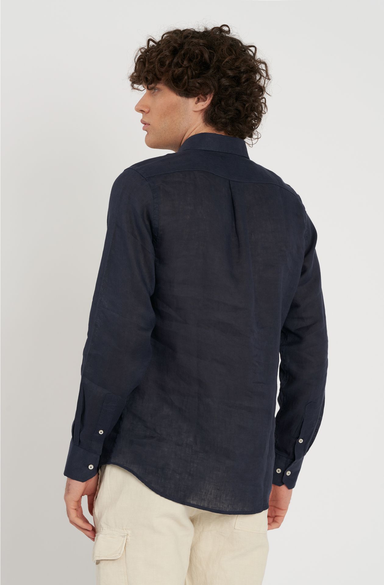 PURE LINEN LONG-SLEEVED SHIRT