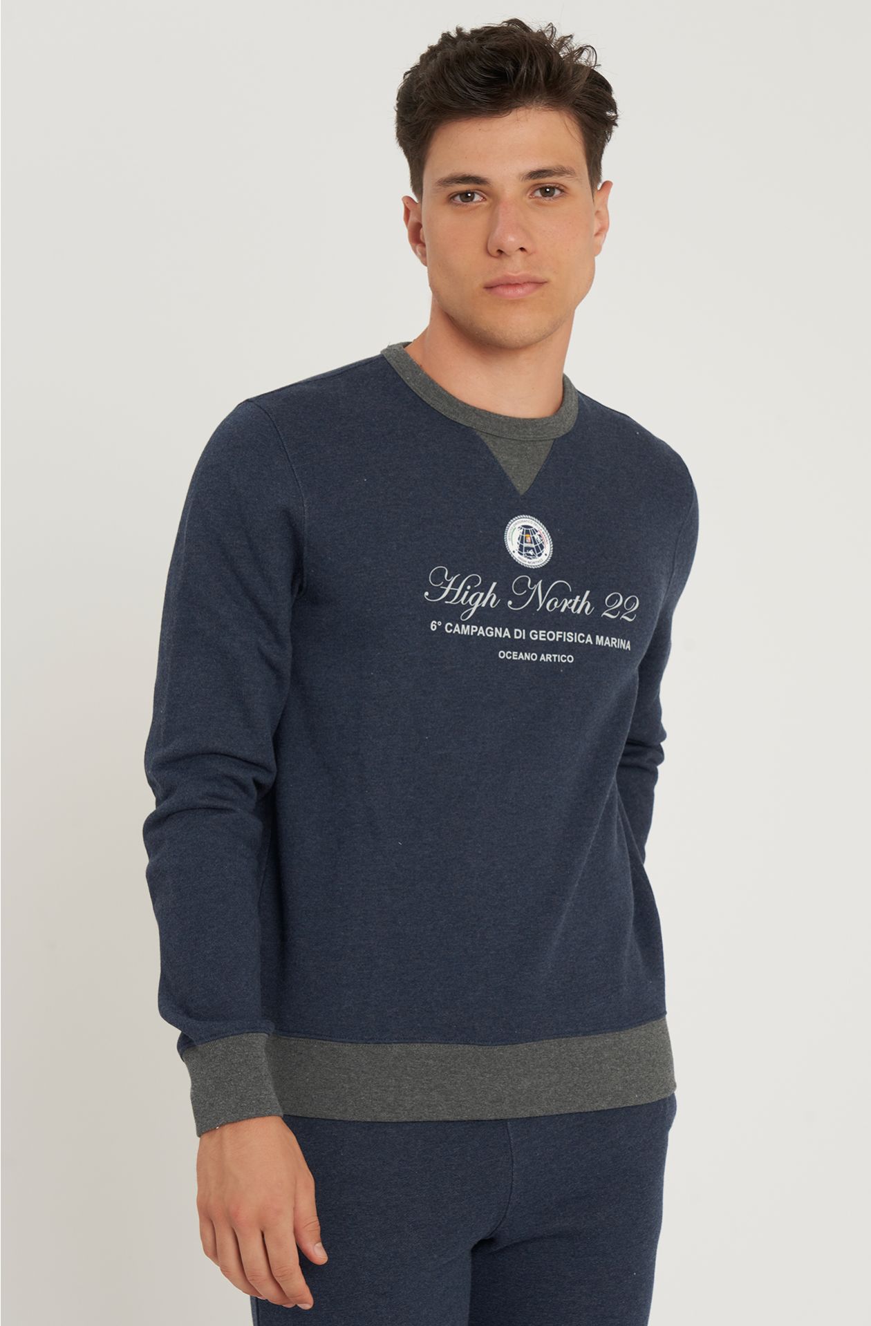 High north22 line cotton sweatshirt