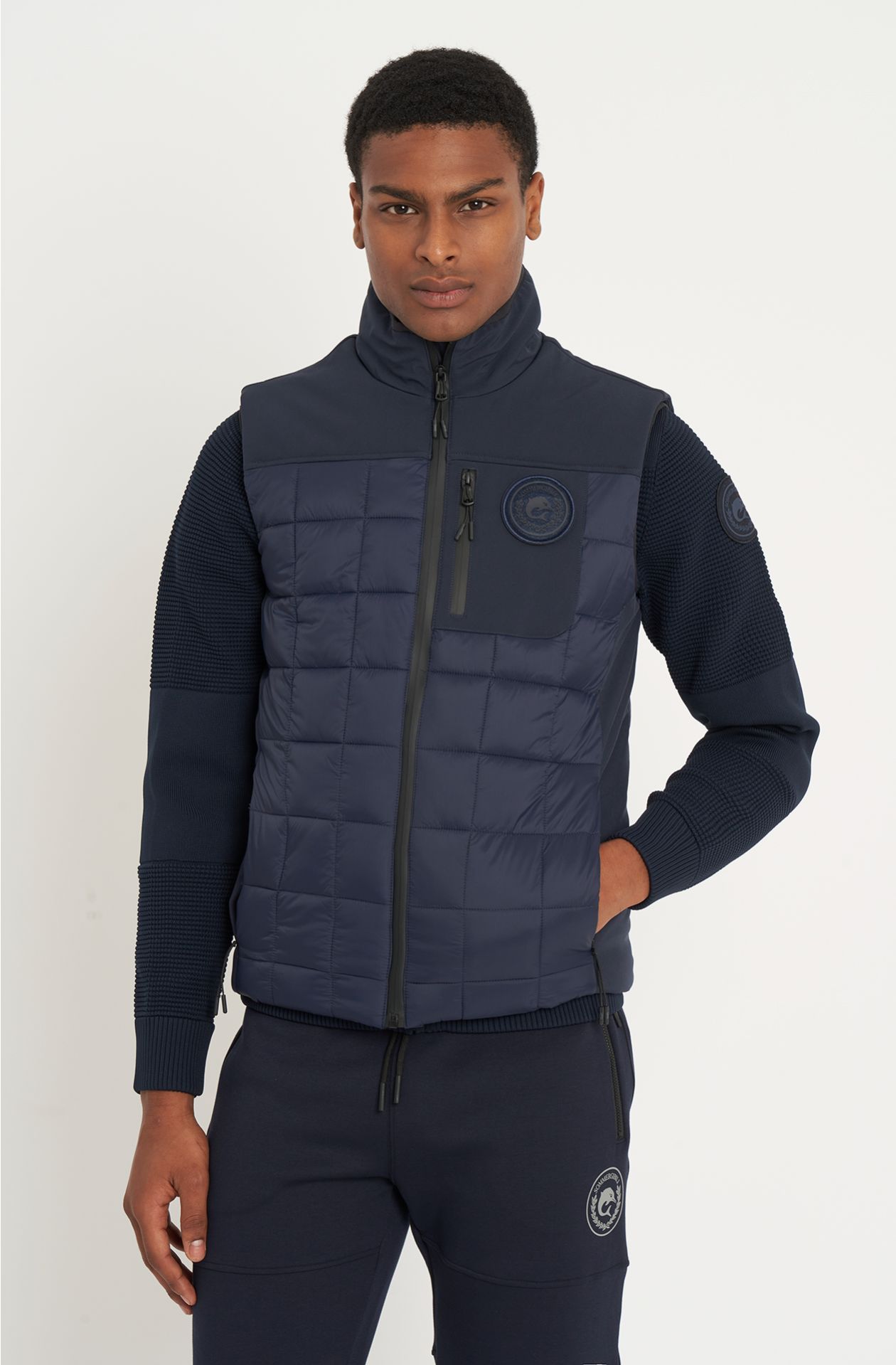 Vest with polyester padding