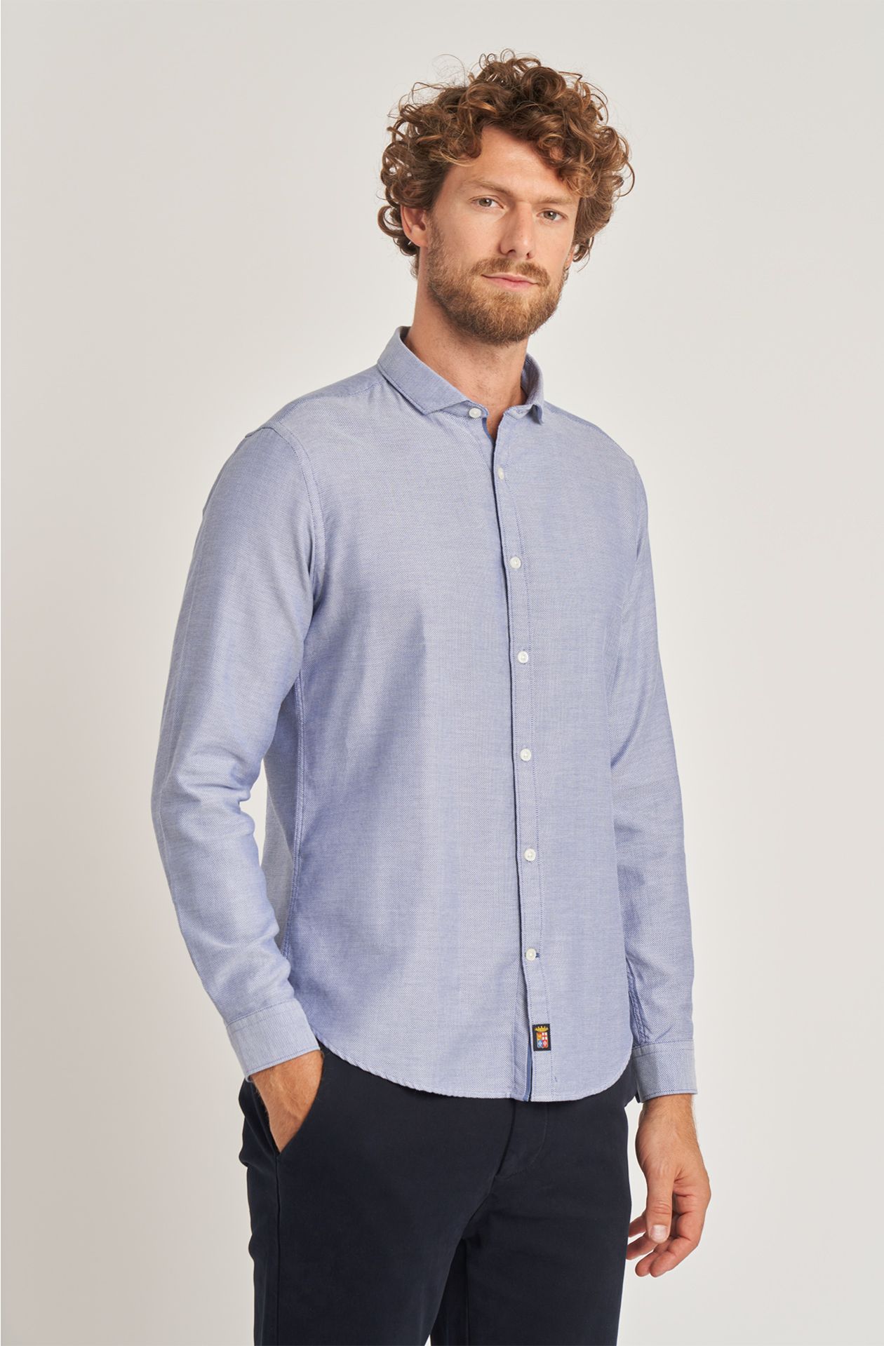 Classic men's shirt in cotton oxford