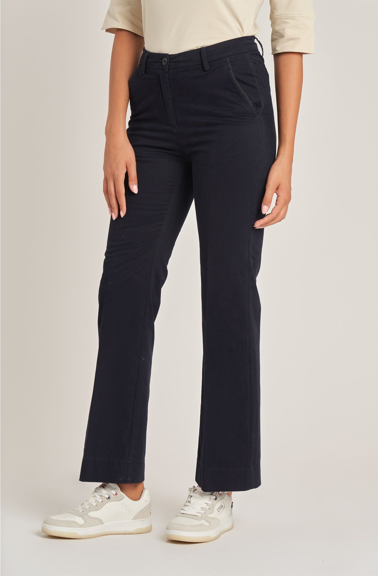 Amerigo Vespucci women's trousers in cotton