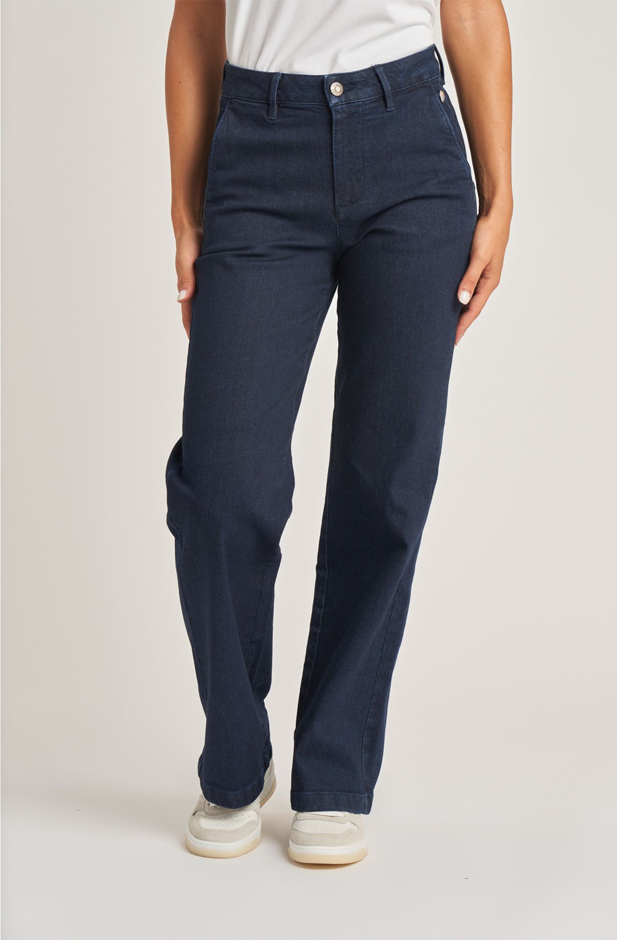 Women's denim cotton jeans