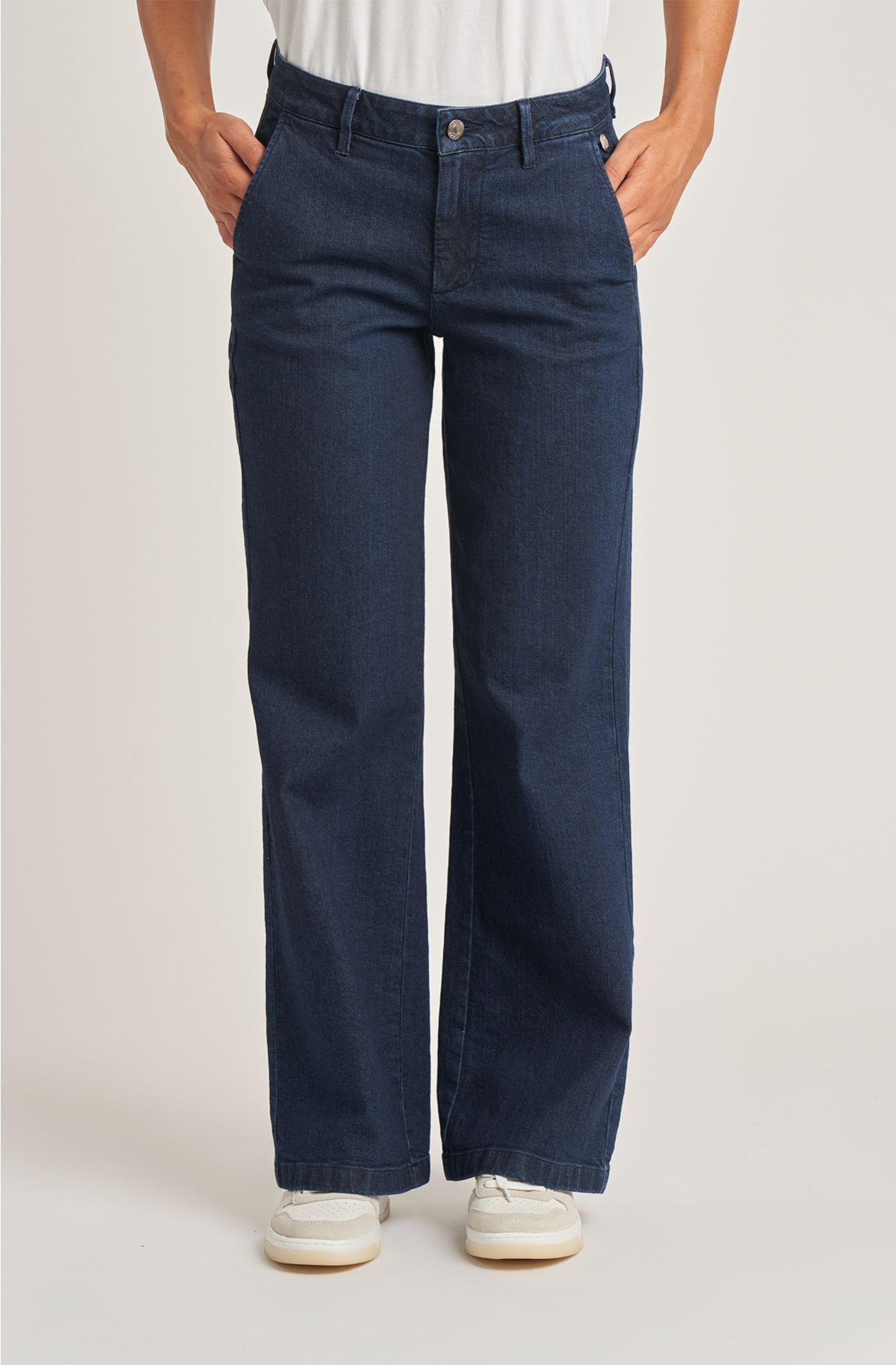 Women's denim cotton jeans