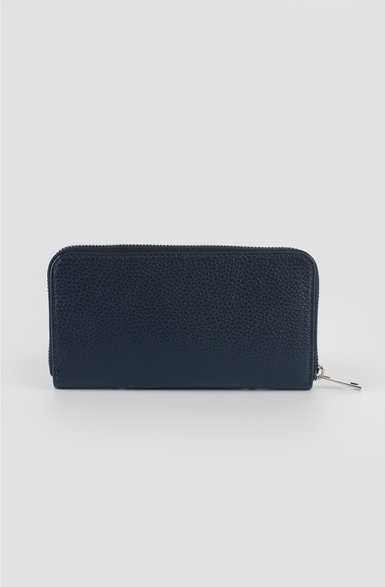 Women's hammered leather wallet