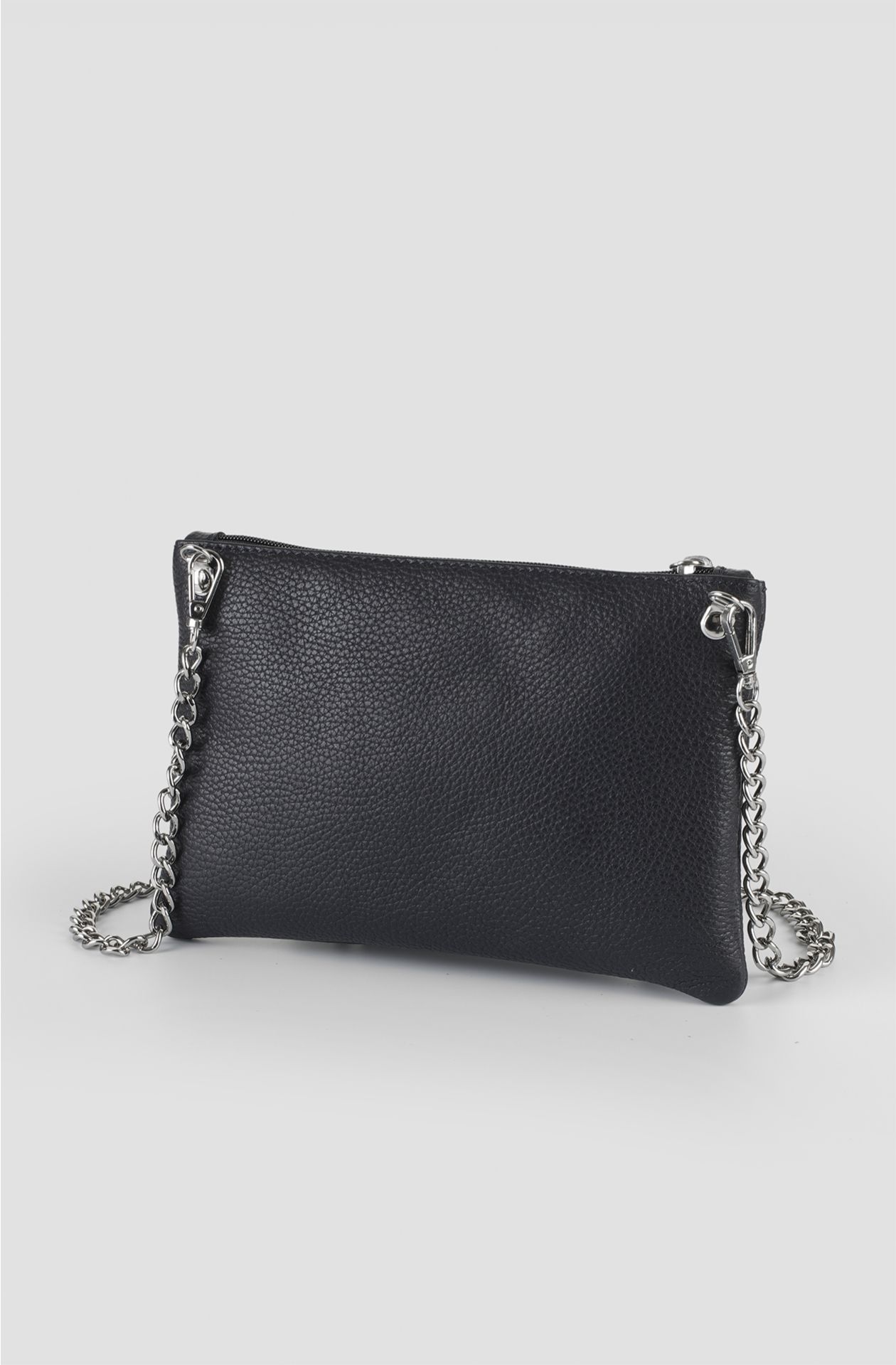 Pochette da donna in pelle martellata